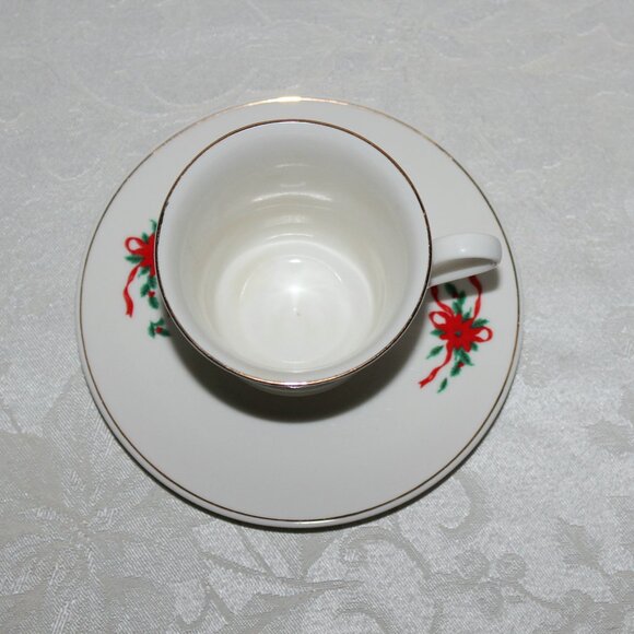 Christmas Poinsettia Dinnerware Set | Holly Berries & Red Ribbon - Picture 6 of 9